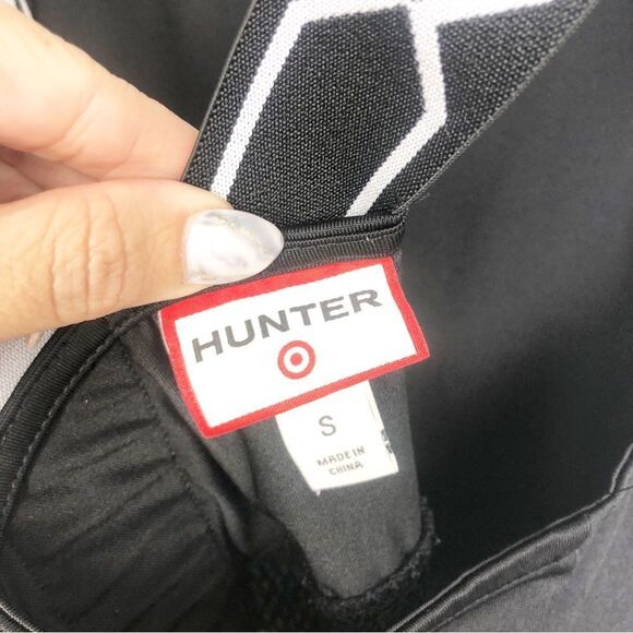 HUNTER X TARGET | Mesh Back Cross Strap Chain Trim Tank Top Women’s Size Small - Picture 4 of 10